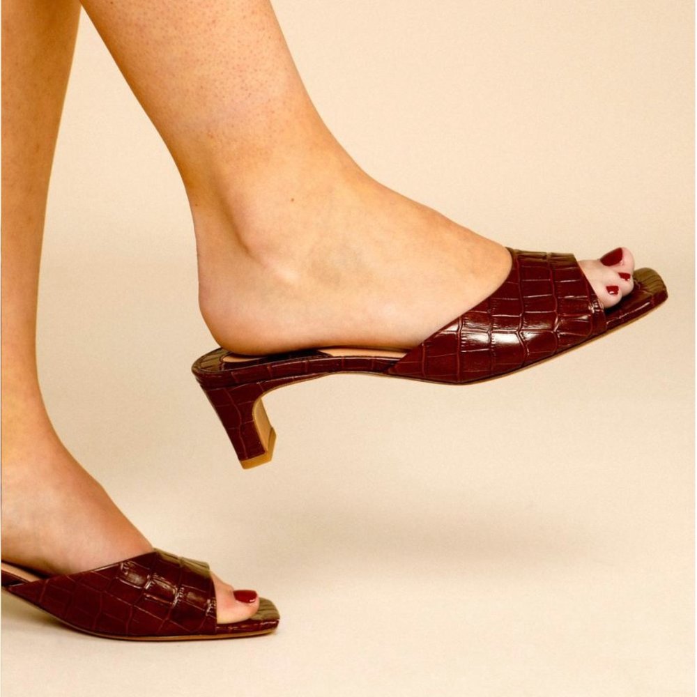 Rouje NWT Sandals ARLETTE mules burgundy Size 39